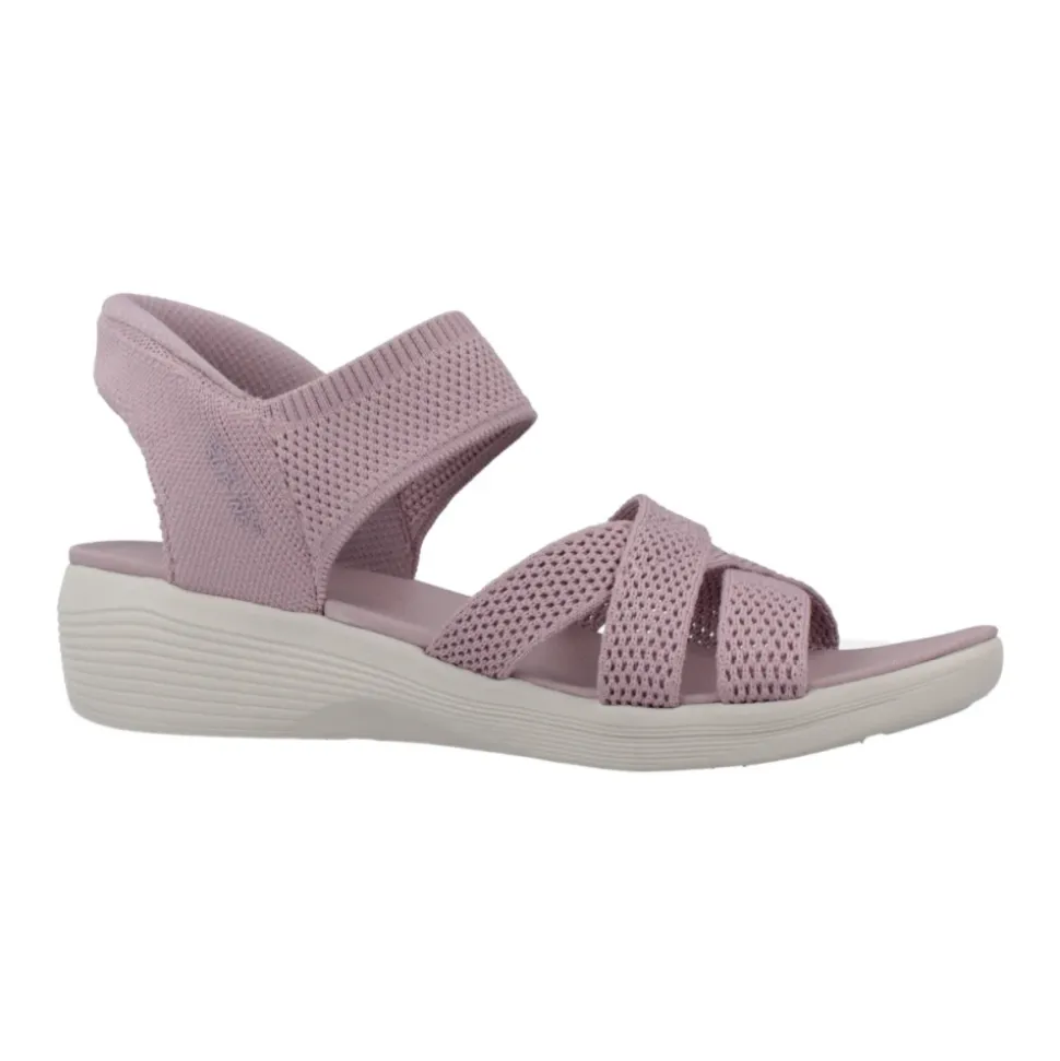 Arya Flat Sandals