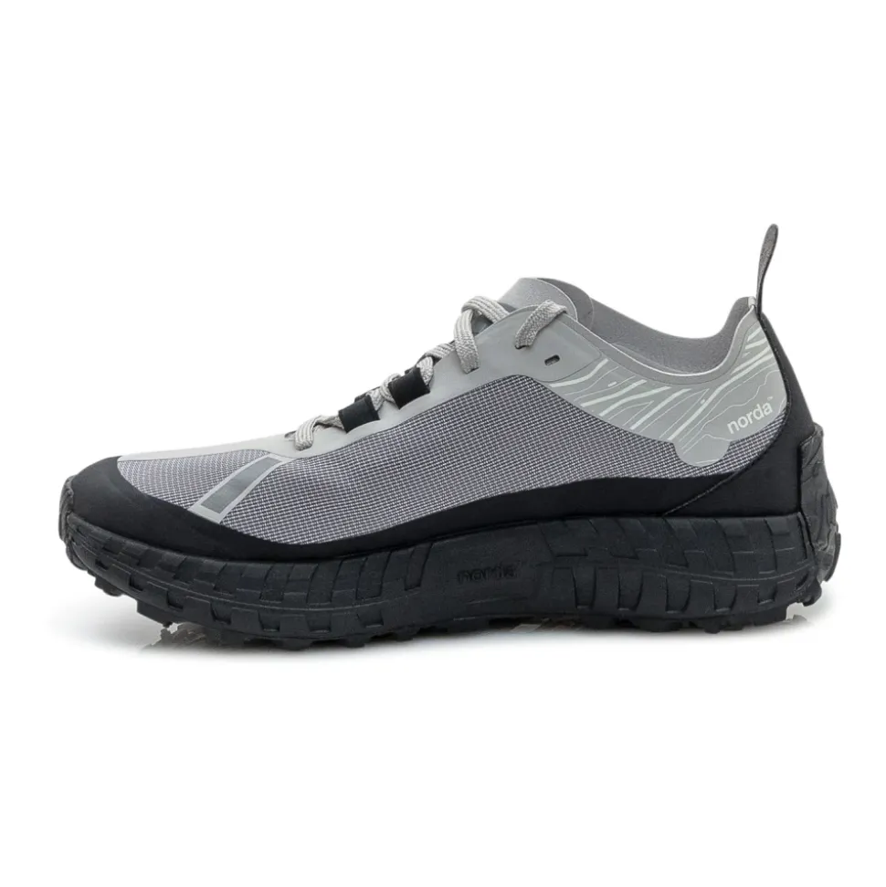 001A Sneaker
