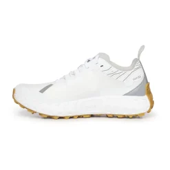 001A Trail Running Shoe