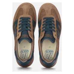 BACK 70 Sneakers